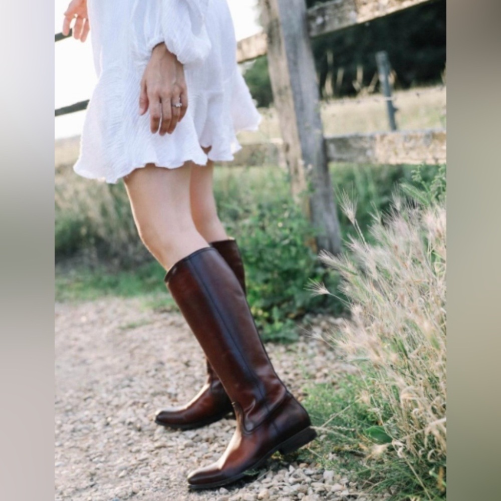 Frye Melissa Button Distressed Leather Women's Knee-High Riding Boots 6B